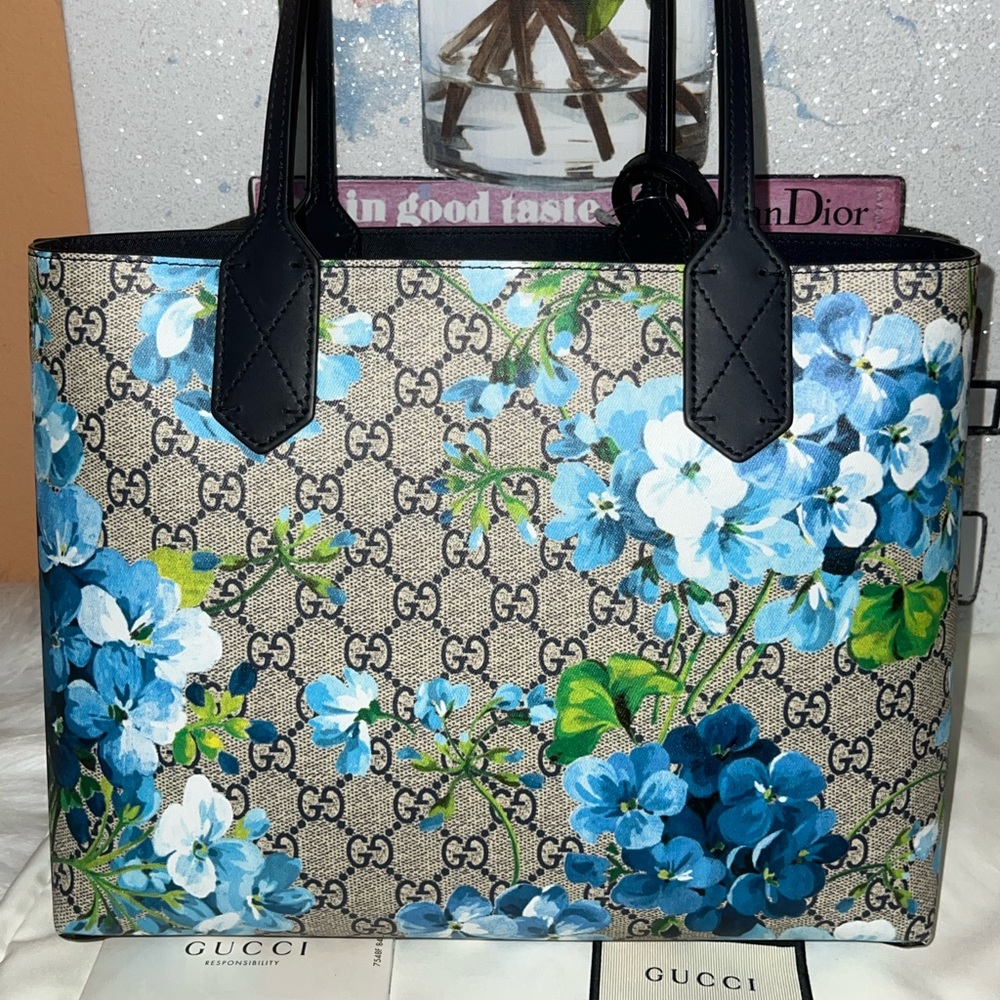 BNWT Gucci Small Blooms Reversible Tote